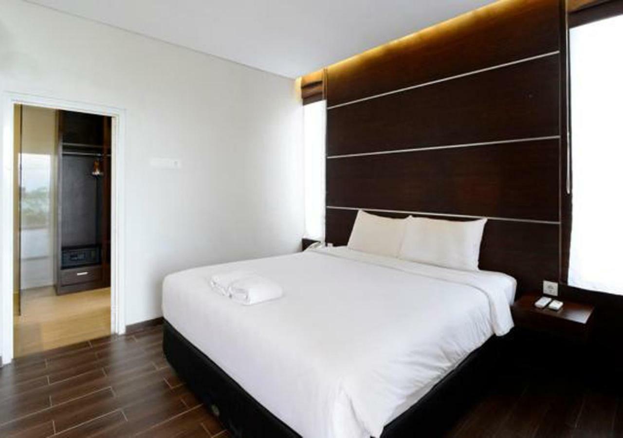Hotel D'Season Karimun Jawa Карімунджава Екстер'єр фото